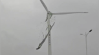江西一风力发电机叶片空中断裂，目击者称“玻璃纤维满天飞”