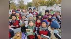 冬日礼包儿童读物送上门　这儿的孩子身心暖洋洋