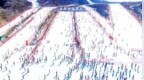 放雪假多地滑雪场长满了学生