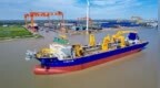 超大型耙挖泥船“浚广”号完成主机启动