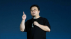 罗永浩回应贾国龙朋友圈：倒闭和被黑没关系，别活在自己世界了