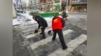 浴“雪”奋战暖民心！东台市东台镇全员全力打好扫雪除冰暖心仗