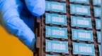 AI芯片新引擎：英特尔首秀EMIB玻璃基板，78mm超大封装、22层堆叠