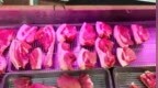看着色泽红润的猪肉，为啥买回家后却黯淡失色？
