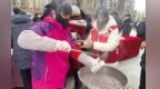 一碗暖心粥满墙祈福愿　兰州这些人收到节日问候