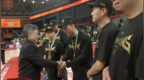 省长观看“浙BA”总决赛，为冠军颁奖
