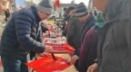邹城市城前镇新春送福活动点亮大集年味