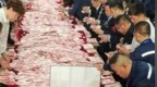 河南一企业年会现场发放6000万元现金，限时数钱环节有员工10分钟数走近9万元