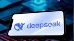 刚刚，DeepSeek V4基准测试泄露！疑似明天发布，全场惊呼新王归来
