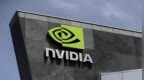 彭博：AI质疑声笼罩英伟达股价低迷，爆炸性业绩恐于事无补