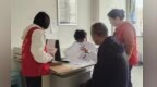 特困老人身体不适　“小巷代办”解就医无人陪同难题