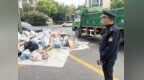早发现、快处置：江心洲街道清理绿水街违规建筑垃圾