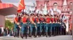 泽连斯基公然威胁破坏红场胜利大阅兵，俄罗斯感到后背发凉