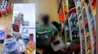 “淡定贼”盗窃亳州一无人售货超市，哪知被老板抓个正着