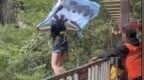 风声｜游客玩瀑布秋千坠亡，要不要有人为此坐牢？