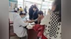 淮北市杜集区石台镇：主题党日送健康 义诊服务暖民心