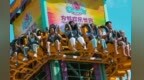 嘉峪关方特“火流星”下　尖叫与心跳同频