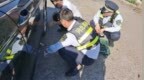 河北高速集团承德分公司滦河收费站助力司乘更换轮胎