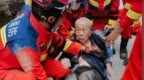 柳州地震一名91岁老人被救出