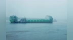 江西造万吨级纯电动智能集装箱海船“宁远电鹏”号启动海试