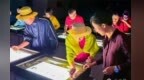 邂逅敦煌沙韵　马来西亚游客沉浸式体验非遗沙画艺术