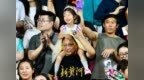 六一“新选择”：家长携孩童走进齐鲁超赛，赛场看台童趣满满