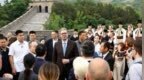 武契奇长城上看塞尔维亚舞蹈表演