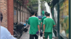 广东多学校中学生周末被自愿返校，教育局回应
