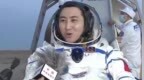 神舟二十一航天员武飞出舱：回到祖国怀抱感觉特别踏实