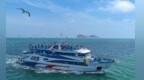 轻雾横铺山海阔，缥缈云烟入画屏