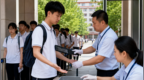 2026高考安检新变化上热搜：智能眼镜、智能手表带入考场即视为作弊