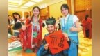 【凤鸣】敦煌圈粉汉学家　中国故事如何“低折扣”出海