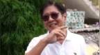 菲律宾总统视察灾区莫名发出笑声