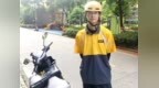 送餐途中 武汉一位外卖小哥突然甩下车下河救人！