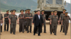 金正恩观摩朝鲜导弹现代化武器试验