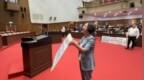 何欣纯为这事6次向江启臣鞠躬，江办呛：莫沦为政治攻防工具