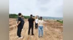 咸阳市生态环境局武功分局实地抽查核实固体废物非法倾倒问题整改工作