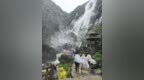 周末高铁游走红！婺源凭轨道优势圈粉长三角游客