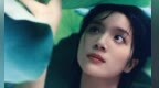 南枝揽荷风入夏，李思潼光影间尽显东方温柔