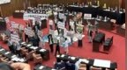 民代亮明“我是人，我反‘台毒’”，卓荣泰恼羞成怒拒为毒油案道歉，网友怒斥绿营：台湾之耻