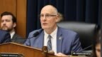 美国科研新规损人不利己，几乎要全面禁止与中国科学家合作