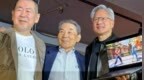 黄仁勋现身日本，与“救命恩人”重逢