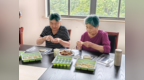 苏州相城区太平街道沈桥村：巧手包饺子暖夕阳，温情服务关爱老年人