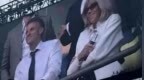 马克龙夫妇现身韩国男团BTS演唱会，布丽吉特竟是Kpop资深粉丝