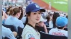 赛场人海定格元气瞬间，美式少年感杨紫上线！
