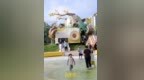 济南槐苑文化体育公园南地块开放 “神奇槐谷”儿童乐园吸引众多亲子家庭