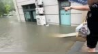 暴雨涝灾不打烊  流动工行暖民心——工行沈阳分行启用流动银行车保障民生金融服务
