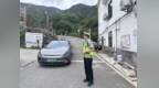 彻夜坚守、转移34人、清理断树，萍乡交警“闻风而动”守护群众安全