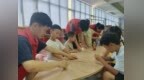 西安工程大学“织梦‘潼’行 纺韵薪传”实践团赴陕西西安骊山新家园社区开展“七彩假期”爱心托管志愿服务