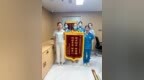锦旗与手写信的双重肯定：在南郊医院医康养中心，守护是最长情的告白